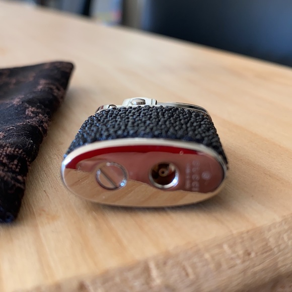 🔥GUCCI VINTAGE RARE RHINESTONE BUTANE LIGHTER - Picture 6 of 10